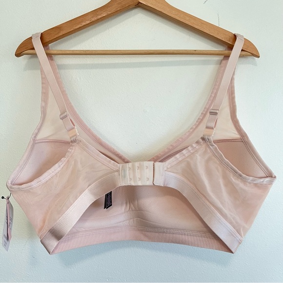 NWT Victoria’s Secret Incredible Spirts Bra Blush Pink Convertible Traps 36DDD - Picture 2 of 7